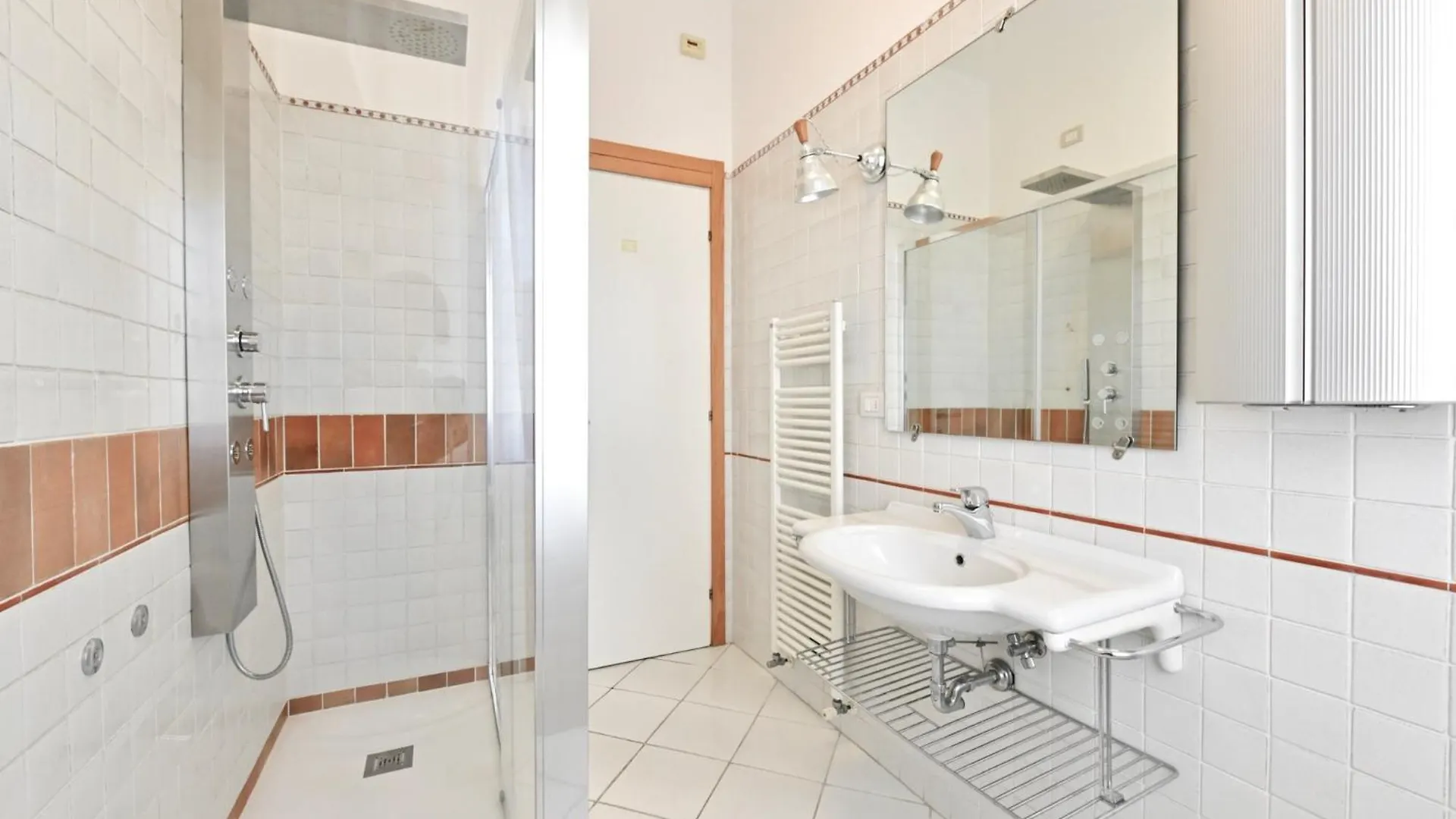Euroresidence Apartments Lido di Jesolo 0*,  Italy